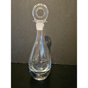 Vintage Clear Crystal Decanter with Ground Glass Circle Stopper